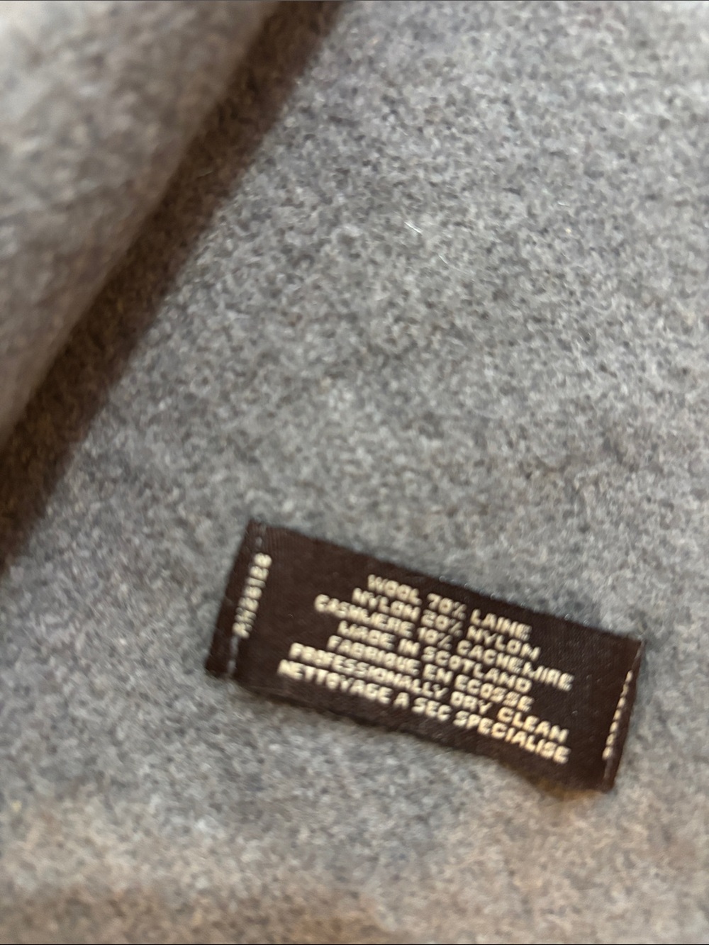 Coach Scarf - Picture 3 of 7